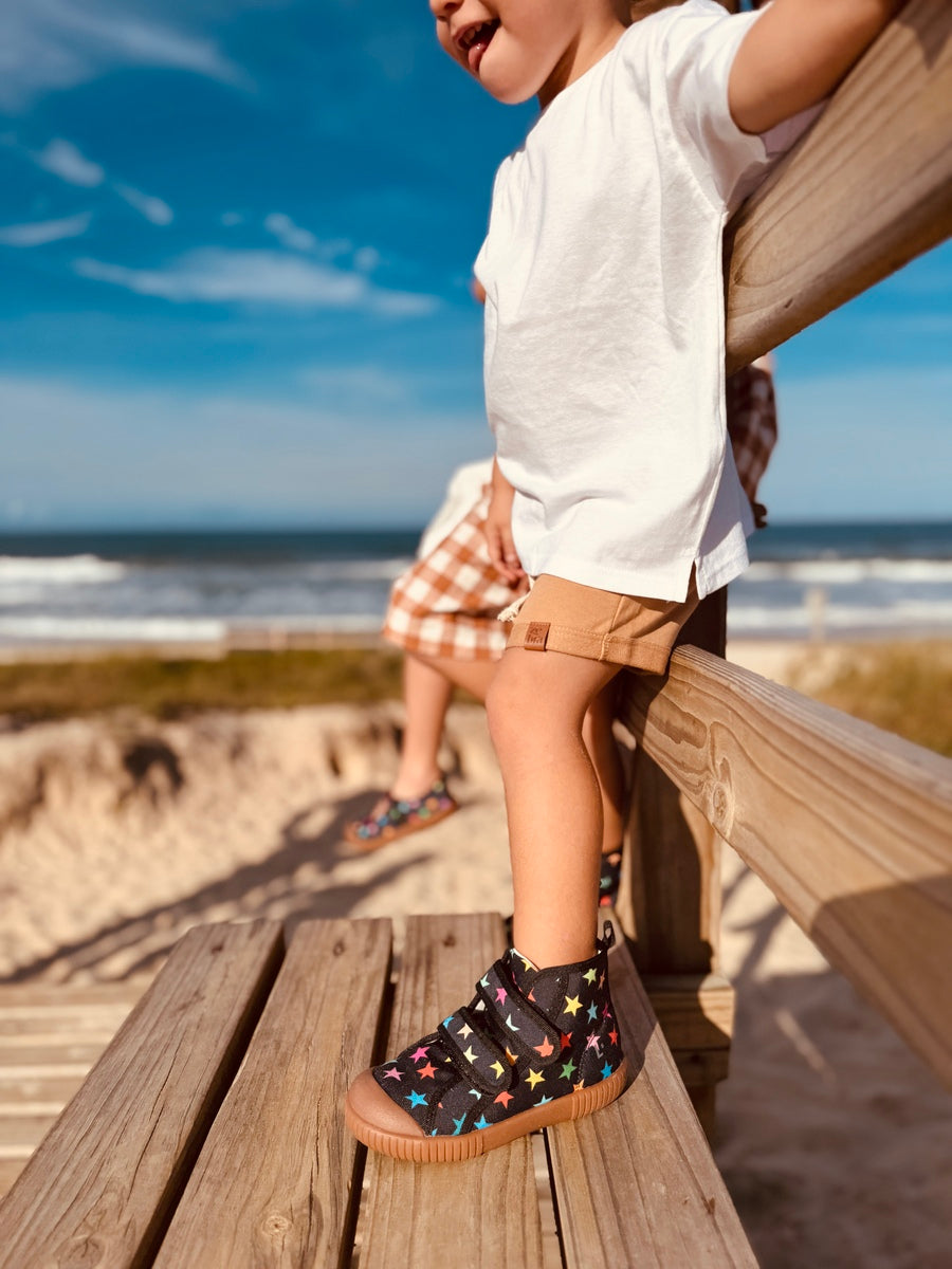 Tênis Cano Alto Luca Estrelitas COLLAB MOOUI