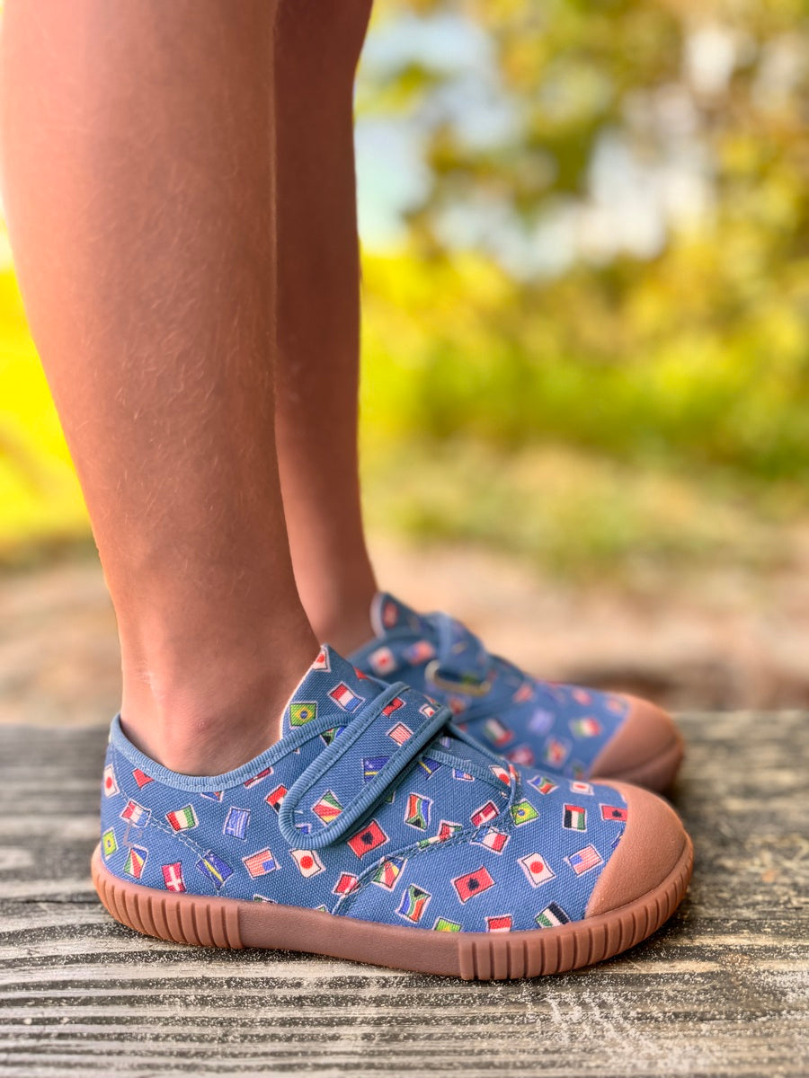 Tênis Cano Baixo Bento Bandeiras Collab Lala Rebelo