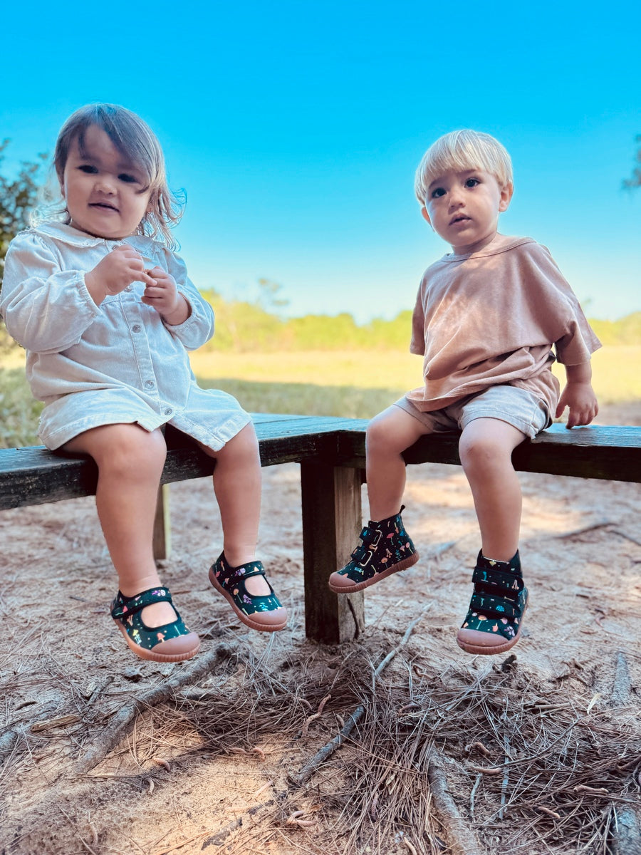 Sapatilha Isa Cogumelos Encantados Collab MOOUI