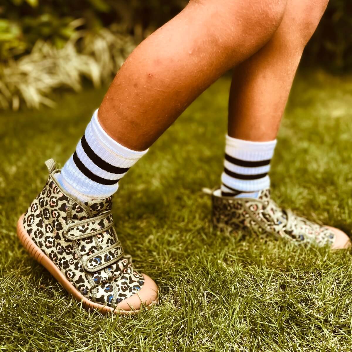 Tênis Cano Alto Luca Leopardo Collab Rafaela Carvalho