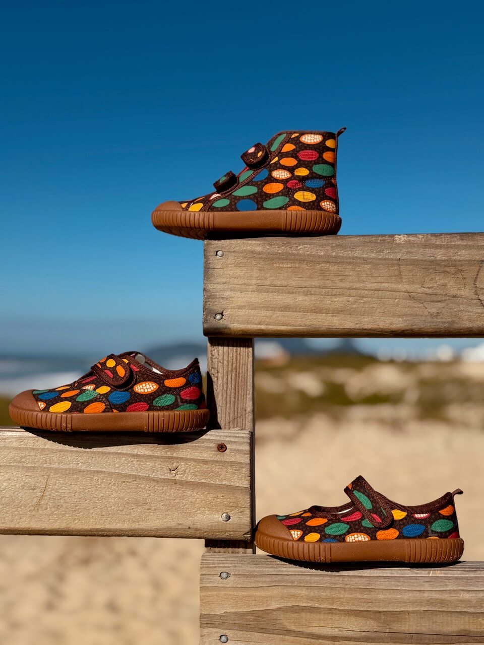 Tênis Cano Alto Luca Bolinho de Cacau Collab Comidinhas da Diana Sola Craft