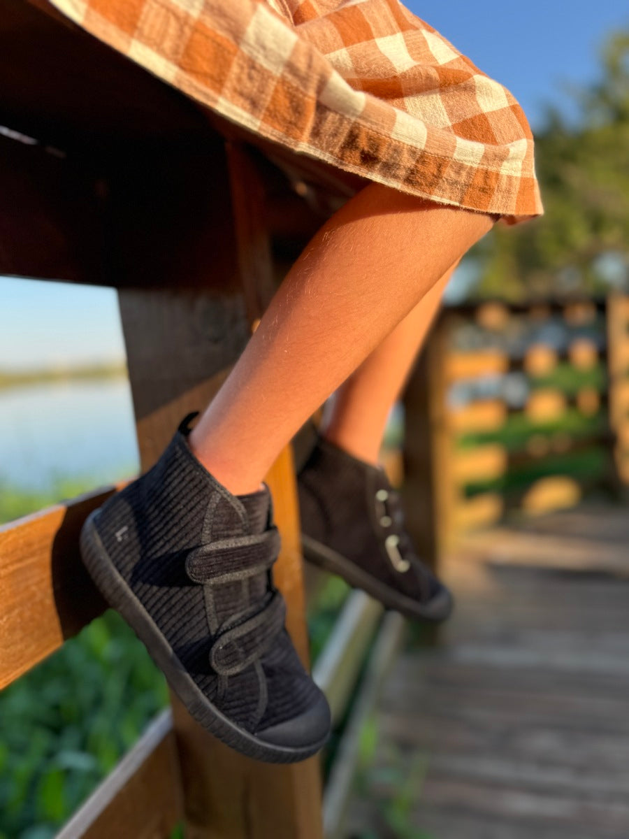 Tênis Cano Alto Luca Preto Carvão Sola Preta