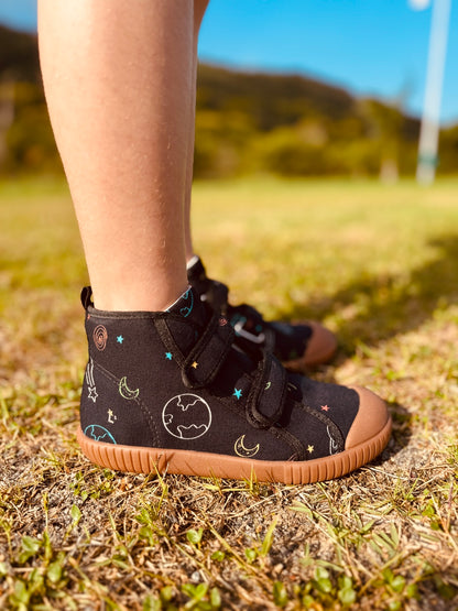 Tênis Cano Alto Luca Universo Colorido